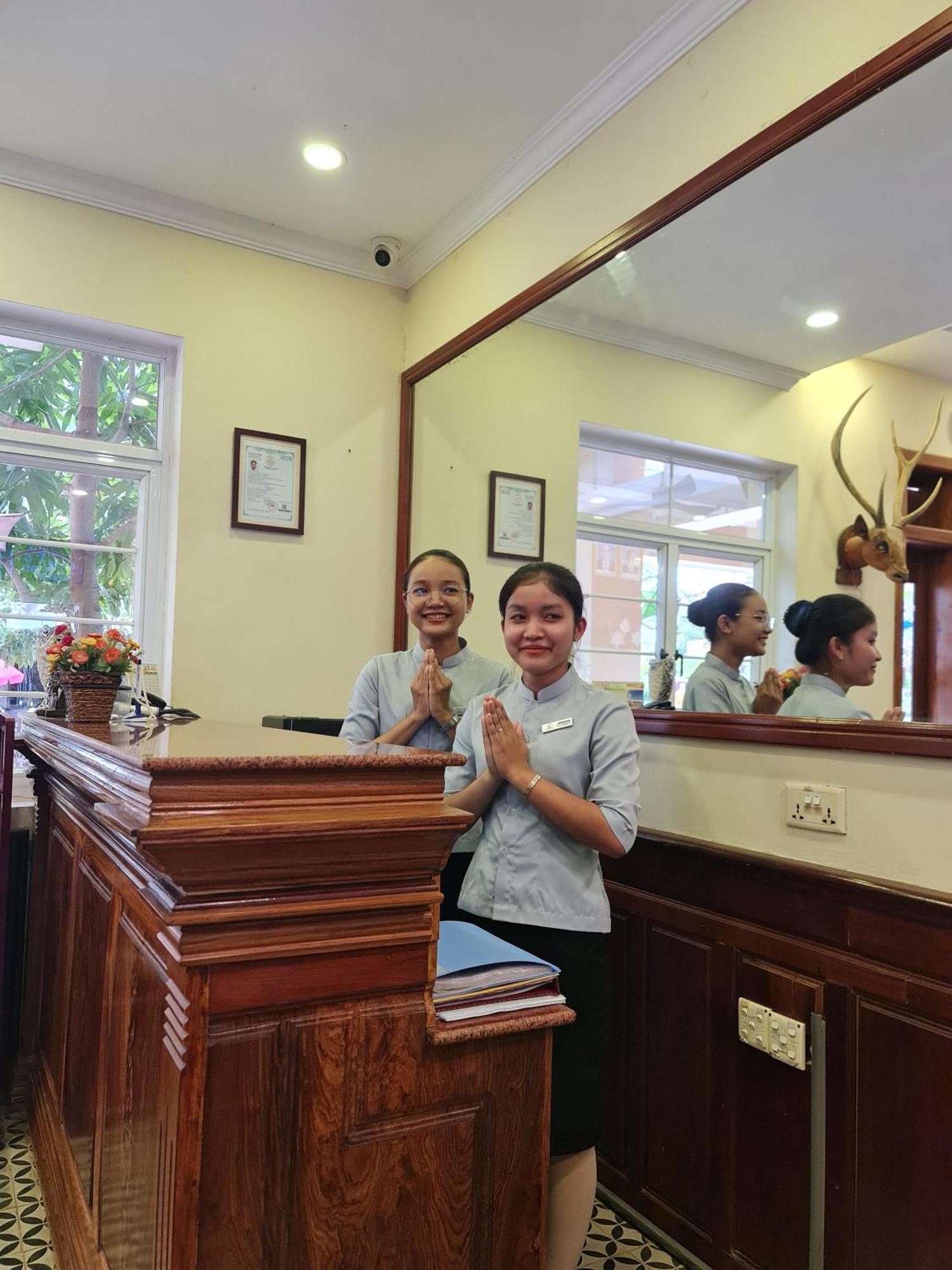 Grand Bayon Siem Reap Hotel Esterno foto