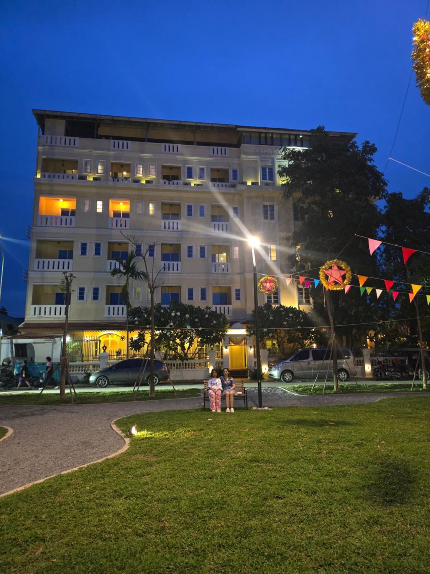Grand Bayon Siem Reap Hotel Esterno foto
